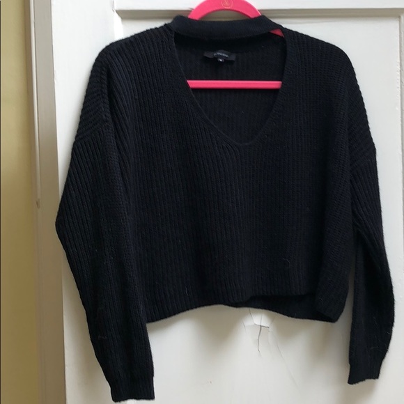 oliviabous Sweaters - Black crop sweater
